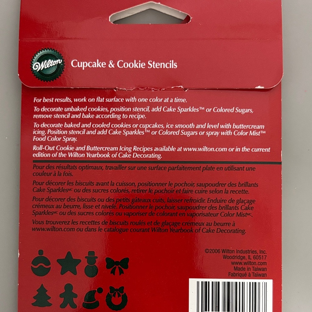 Wilton Halloween and Christmas Stencil Sets - Picture 6 of 6